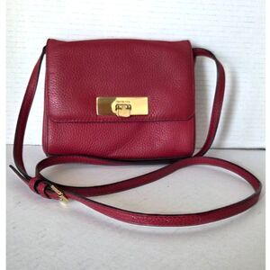 MICHAEL KORS Red Pebbled Leather Crossbody Flap Bag Small Classic Chic Commute